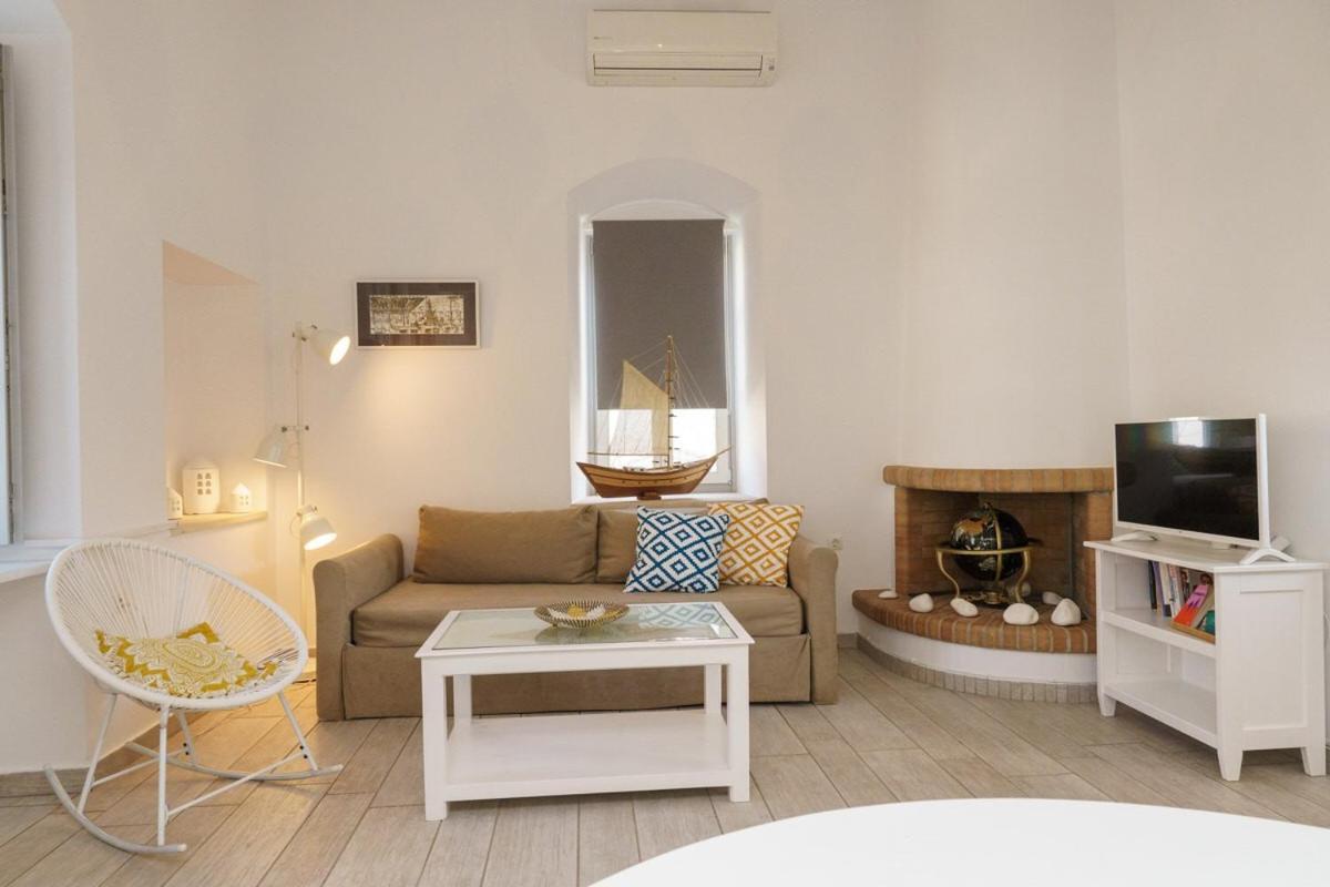 Gaia Accomodation Hydras Экстерьер фото